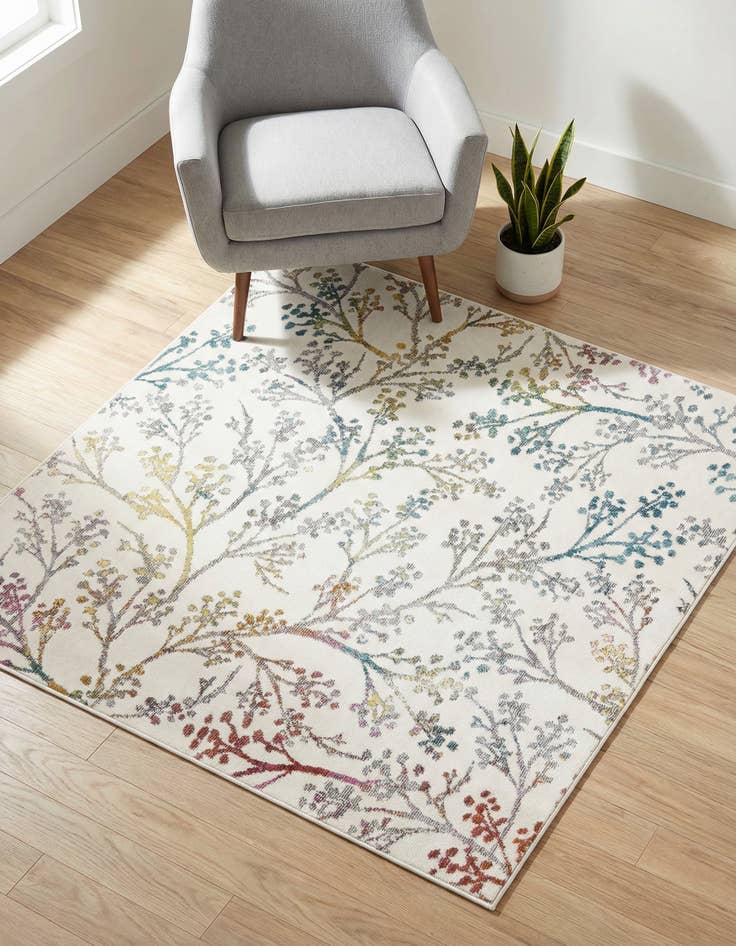 Detail image of 4' x 4' Blossom Square Rug