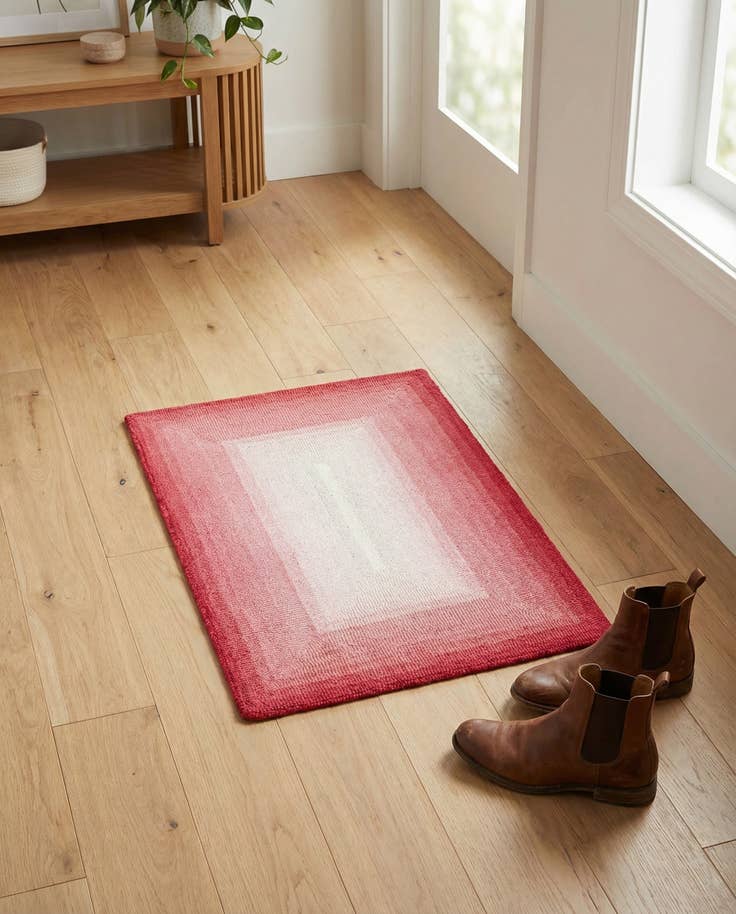 Detail image of 2' x 3' 1 Ombre Wool Rug