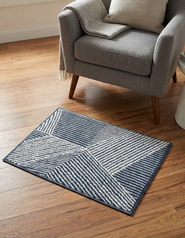 Detail image of 2' x 3' Oslo Rug