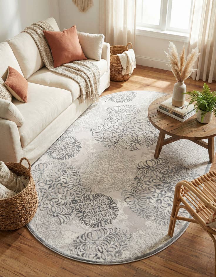 Detail image of 5' 3 x 8' Derbyshire Oval Rug