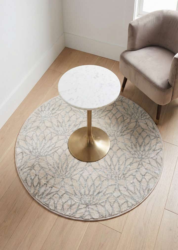 3' x 3' Marilyn Monroe™ Glam Dahlia Round Rug