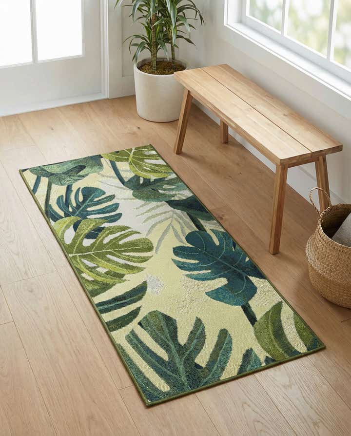 2' x 4' Easy-Clean Botanical Indoor / Outdoor Runner Rug