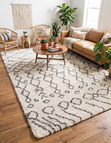 9' 10 x 14' Moroccan Shag Rug