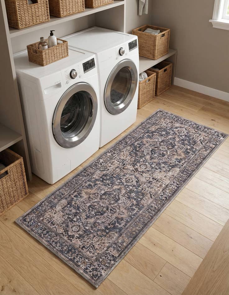 Detail image of 2' x 5' Yara Runner Rug