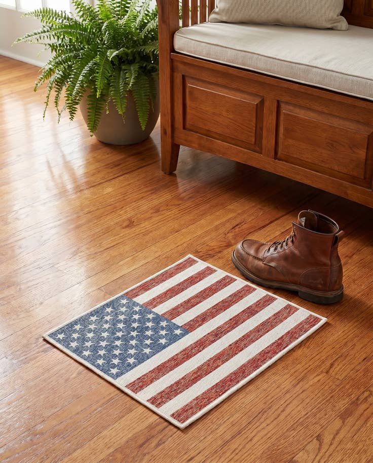 Detail image of 1' 4 x 1' 4 Easy-Clean Jill Zarin Indoor / Outdoor Sample Rug