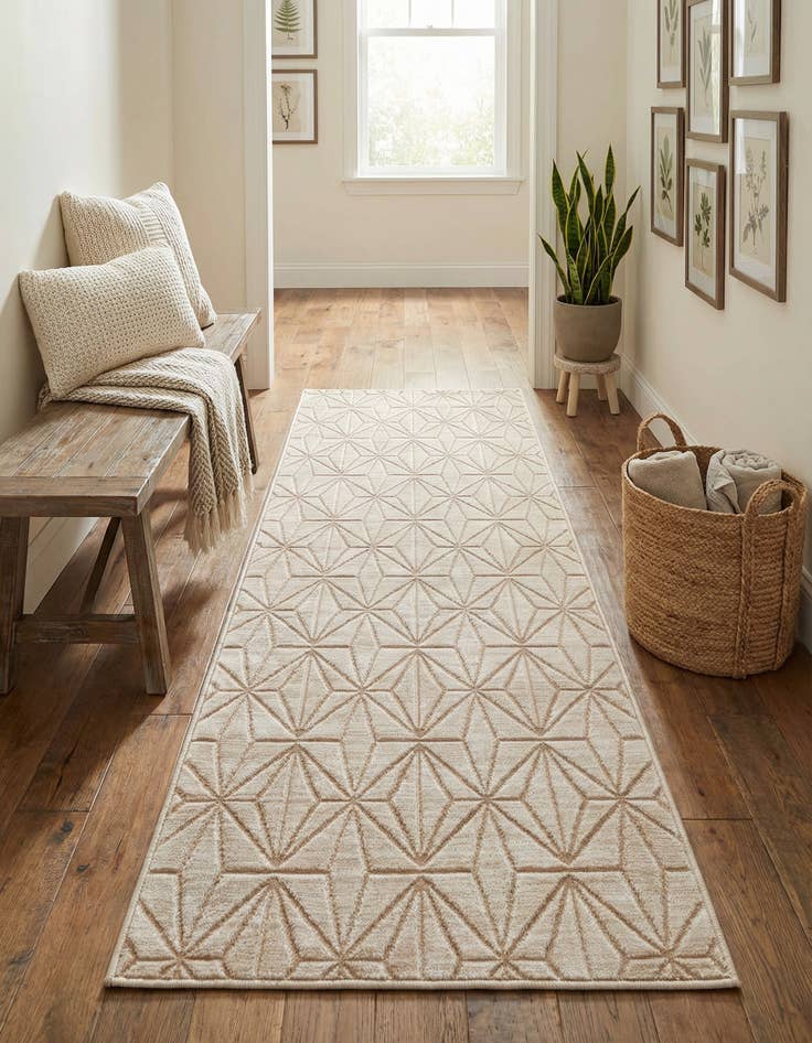 Detail image of Jill Zarin 2' x 5' Uptown Runner Rug