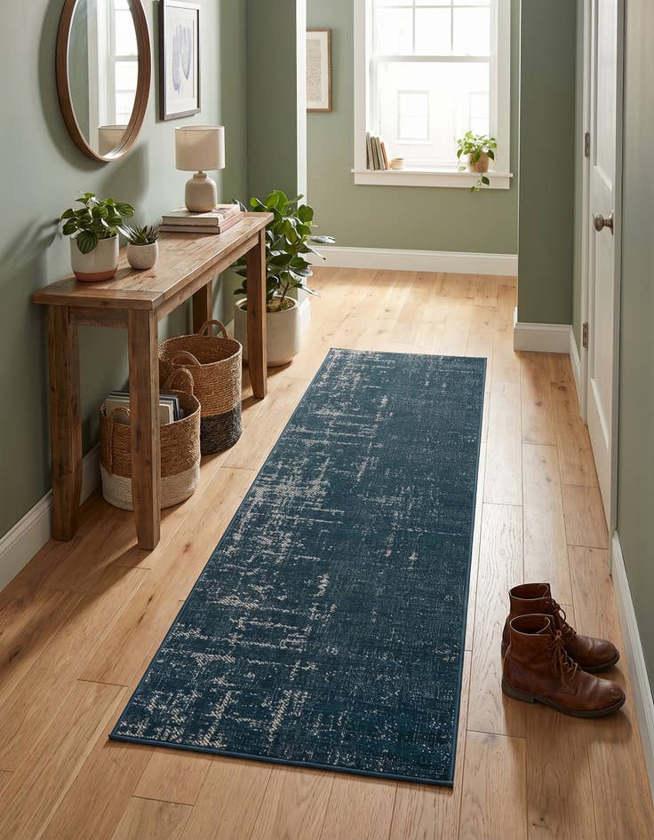 Detail image of 2' x 6' Valencia Runner Rug