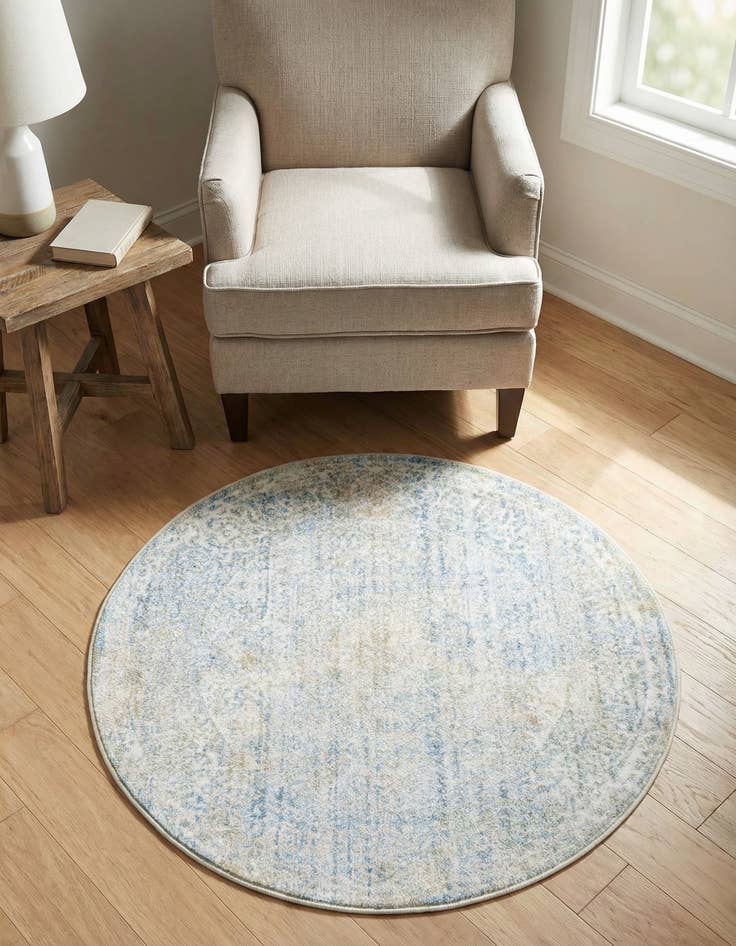 Detail image of 3' 3 x 3' 3 Williamsburg Round Rug