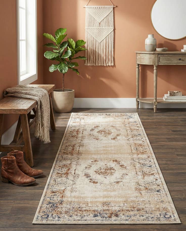 Detail image of 2' x 6' 9 Eliza Runner Rug