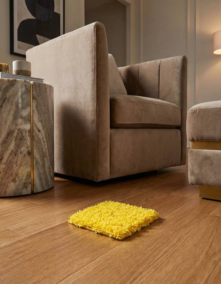 Detail image of 1' x 1' Solid Shag Sample Rug