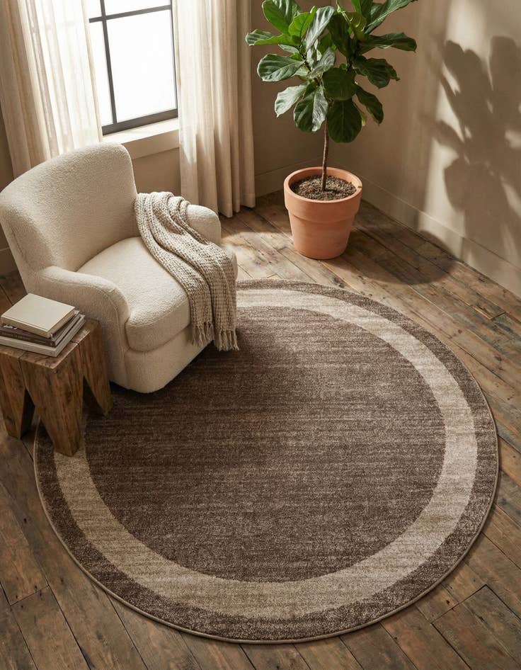 Detail image of 6' x 6' Angelica Round Rug