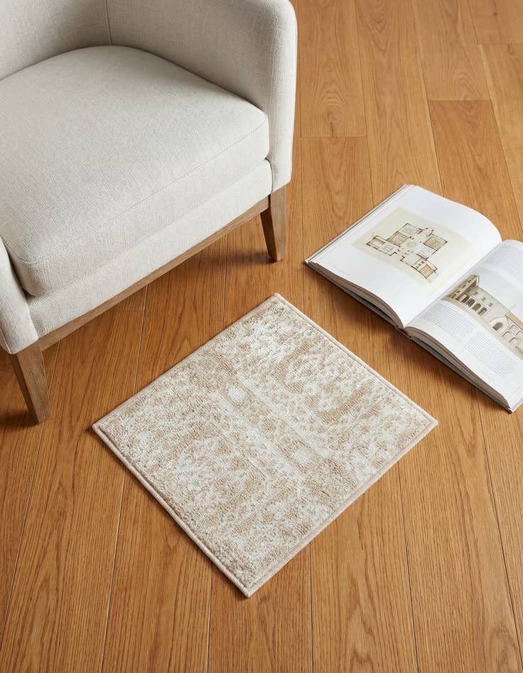 Detail image of 1' 4 x 1' 4 Oxford Sample Rug