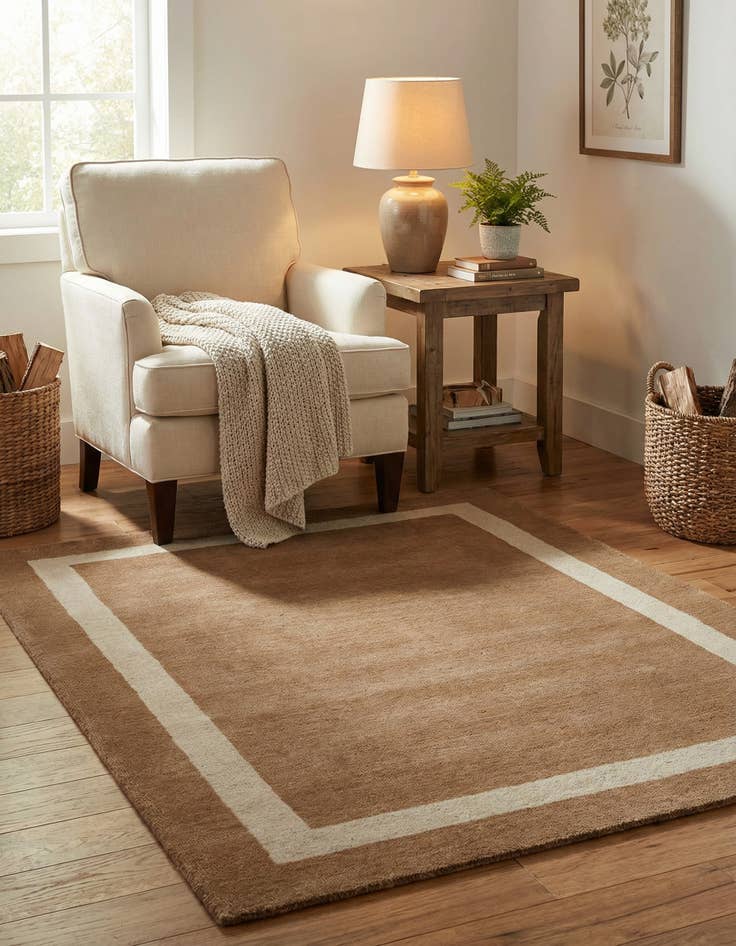 Detail image of  3' 3 x 5' 3 Jill Zarin Border Wool Rug