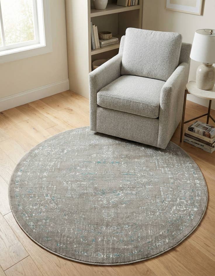 Detail image of 4' x 4' Modern Classical Round Rug