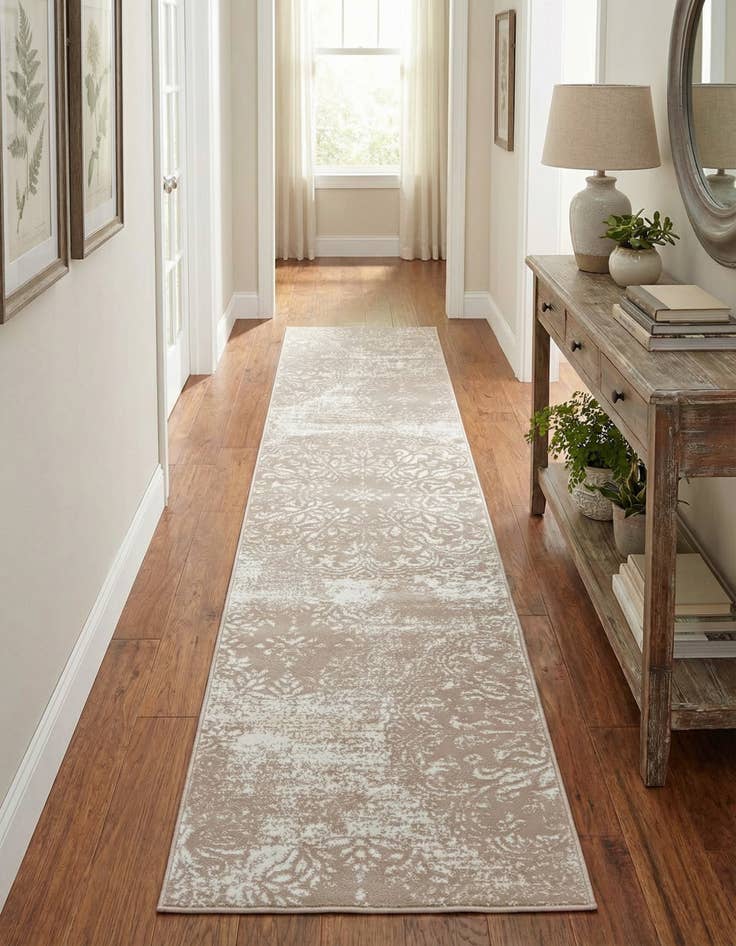 Detail image of 2' x 9' 10 Monaco Runner Rug