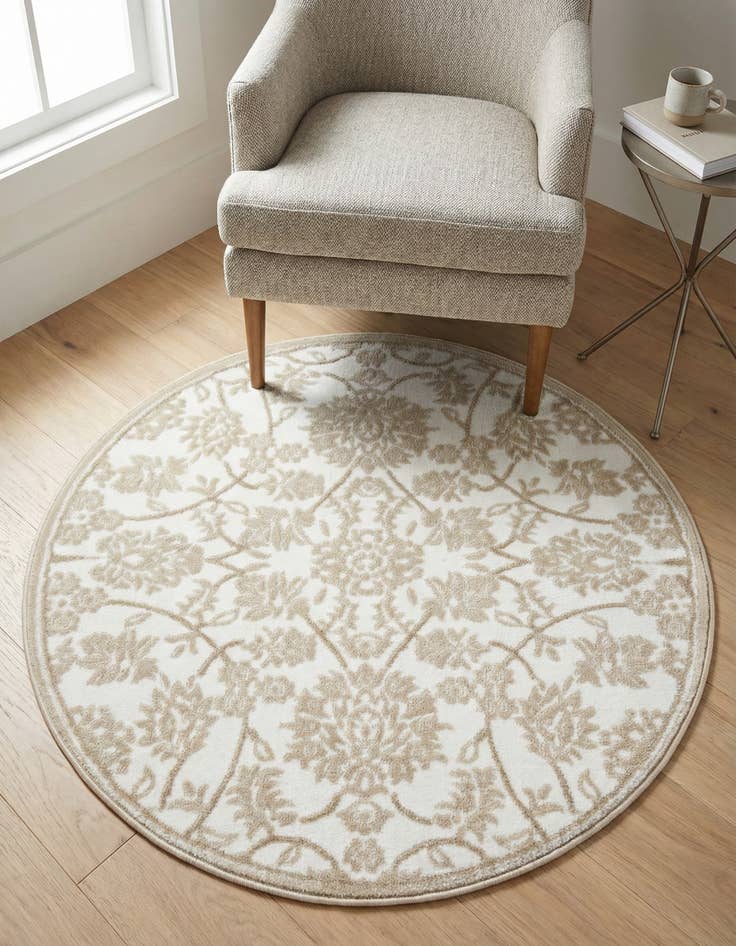 Detail image of 3' 3 x 3' 3 Himalaya Round Rug