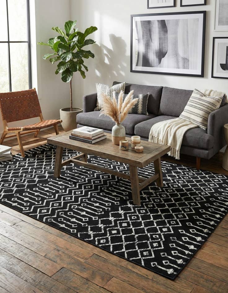 Detail image of 6' x 9' Kasbah Trellis Rug