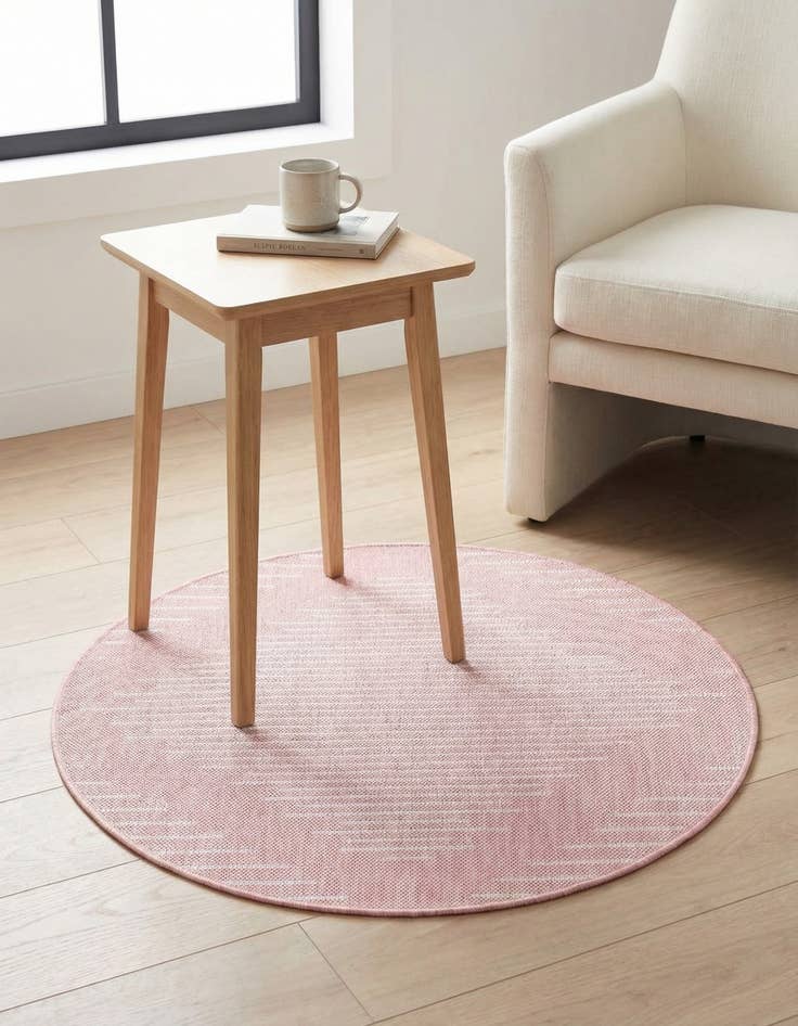 Detail image of 3' x 3'  Washable Modern Indoor / Outdoor Round Rug