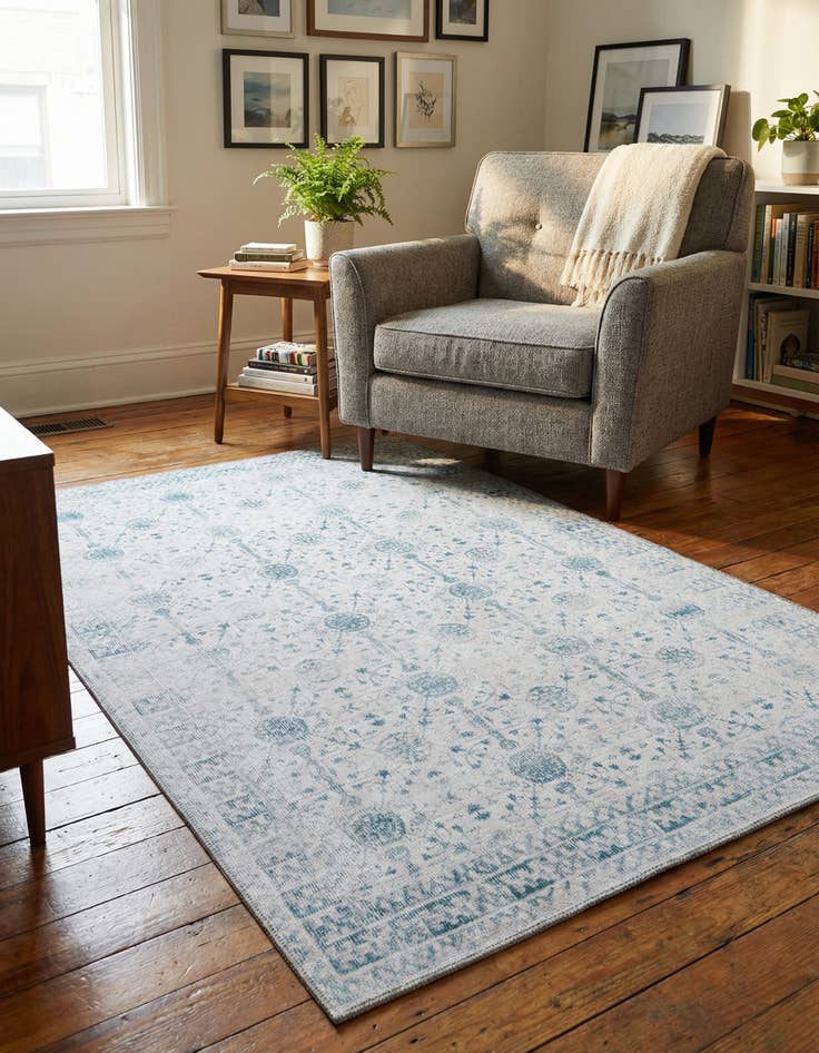 Detail image of 3' 6 x 5' 6 Timeless Rug