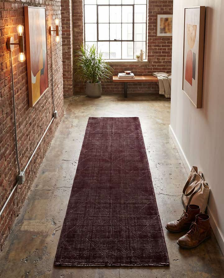 2' 7 x 10' WoolCraft Geometric Runner Rug