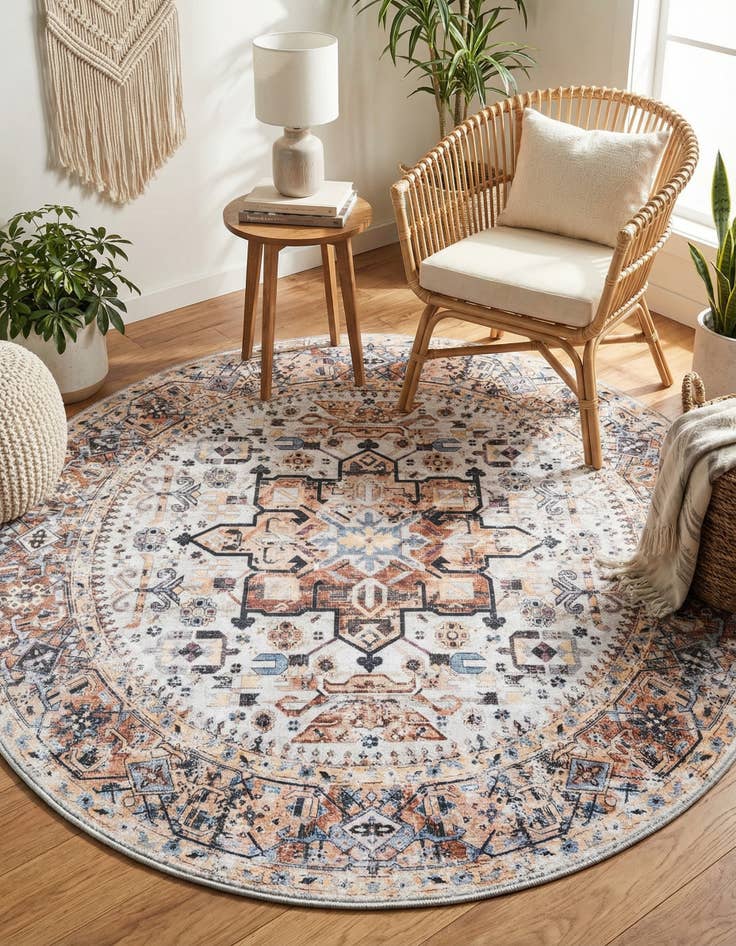 Detail image of 5' 3 x 5' 3  Washable Yara Round Rug