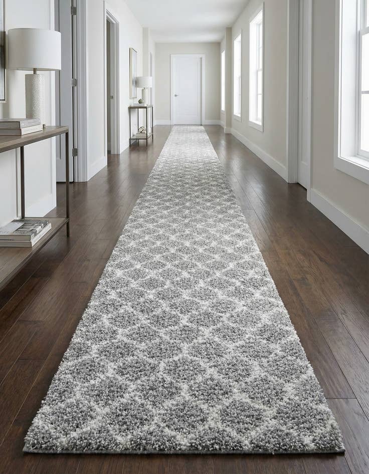 Detail image of 3' 3 x 16' 5 Lattice Shag Runner Rug