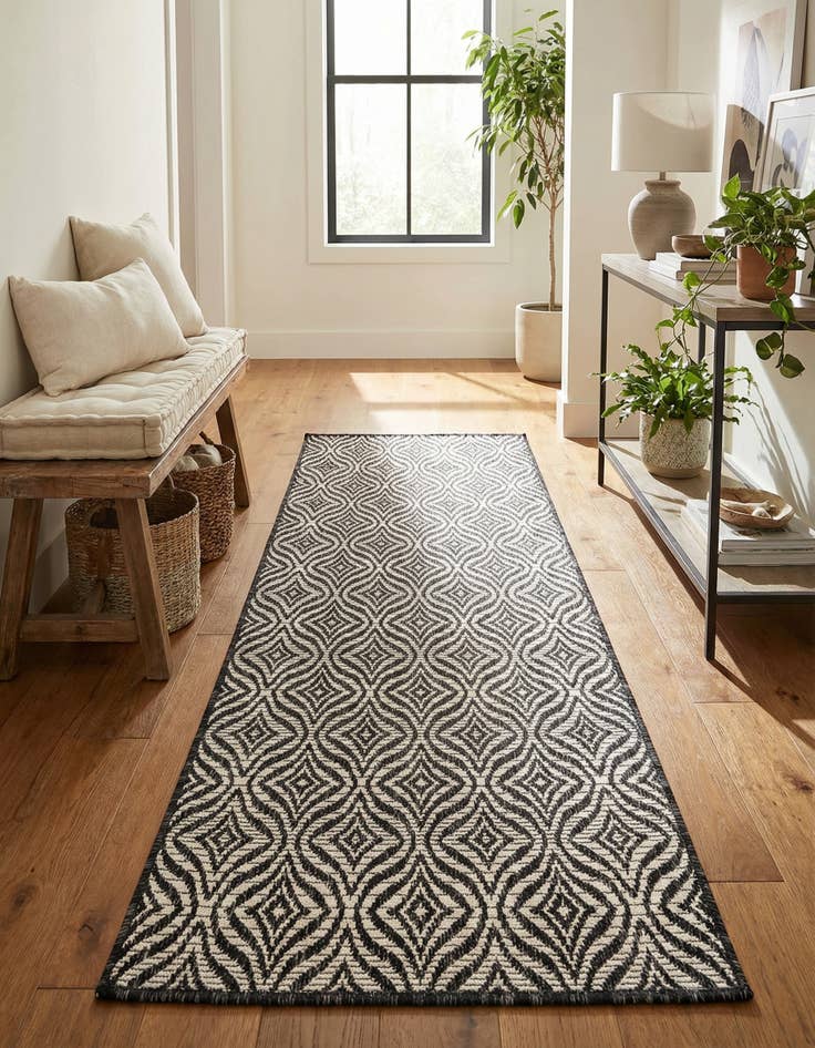 Detail image of 2' x 6' Washable Lattice Indoor / Outdoor Runner Rug
