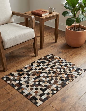 2' 3 x 3' 1 Cowhide Leather Rug