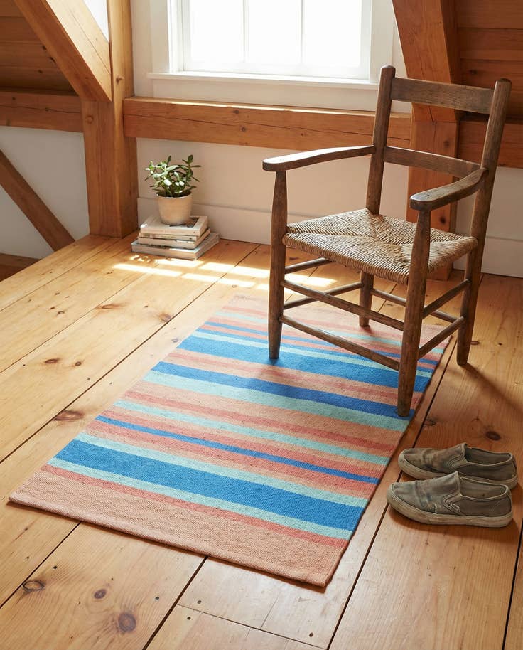 Detail image of 2' x 3' 1 Hand Woven Flatweave Cotton Dhurrie Rug