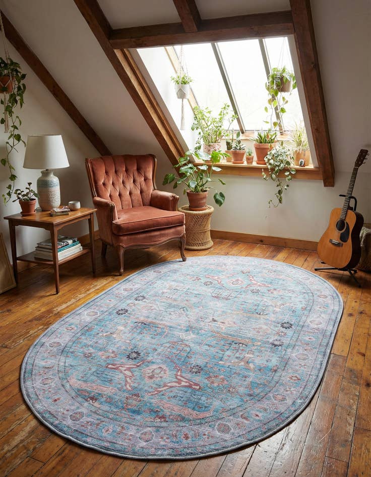 Detail image of 4' x 6' Washable Maahru Oval Rug