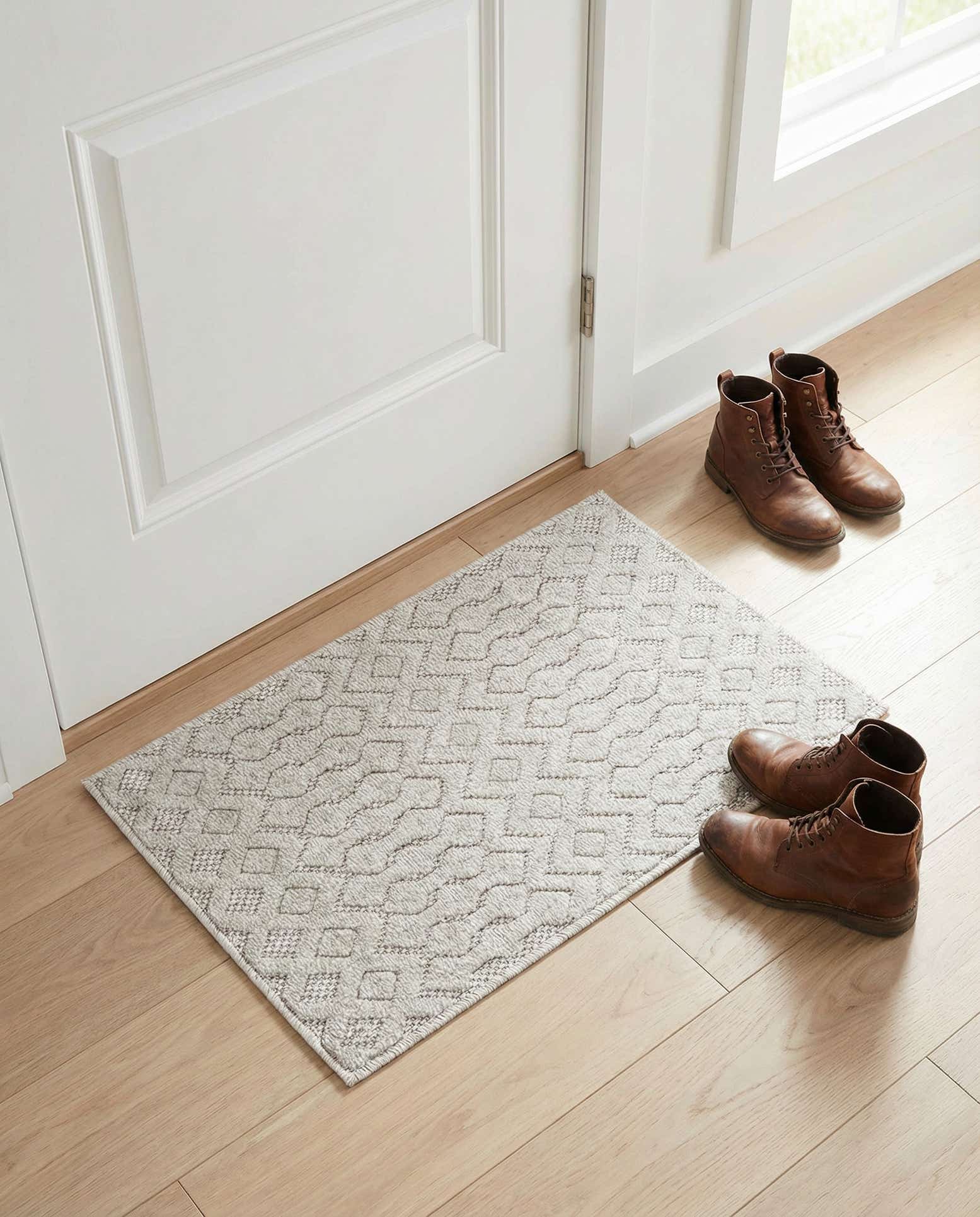 2' x 3' Easy-Clean Trellis Textured Indoor / Outdoor Rug