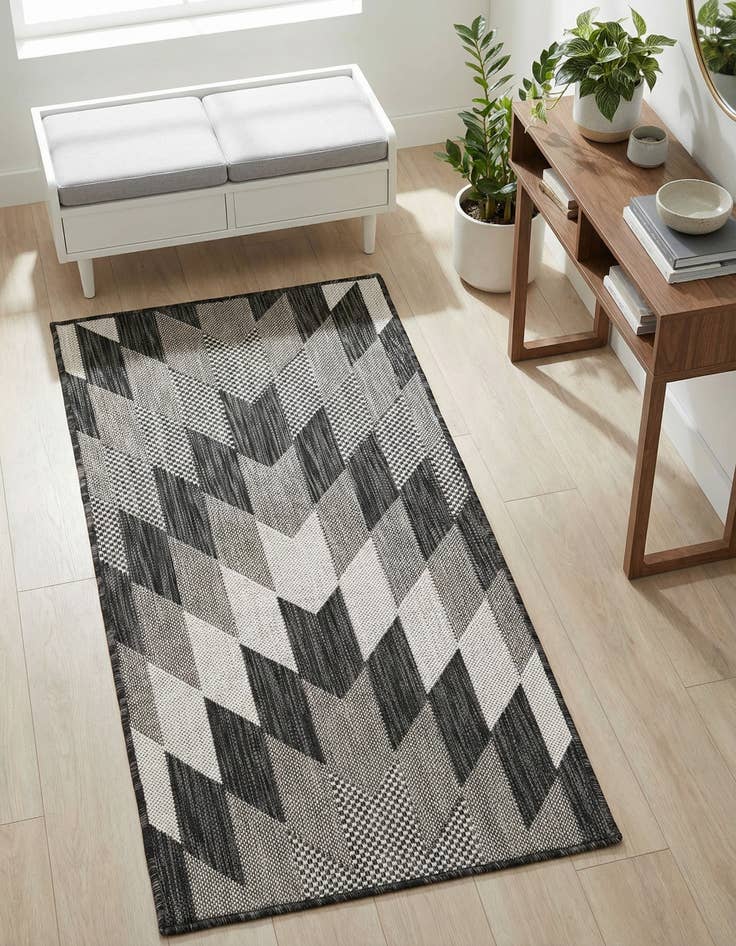 Detail image of 2' x 4' Washable Modern Indoor / Outdoor Runner Rug