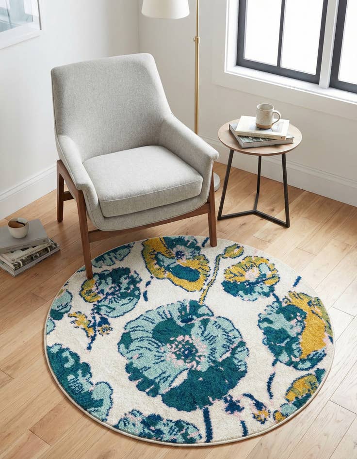 Detail image of 3' 3 x 3' 3 Bloom Round Rug