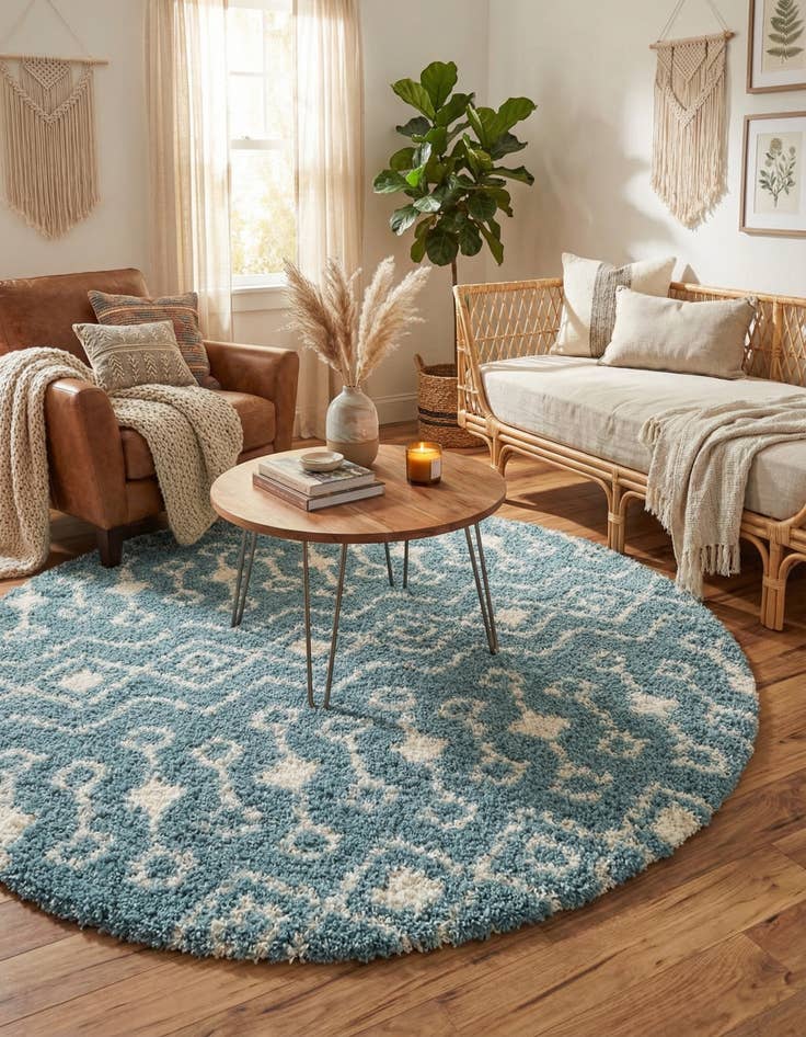 Detail image of 6' x 6' Moroccan Trellis Shag Round Rug