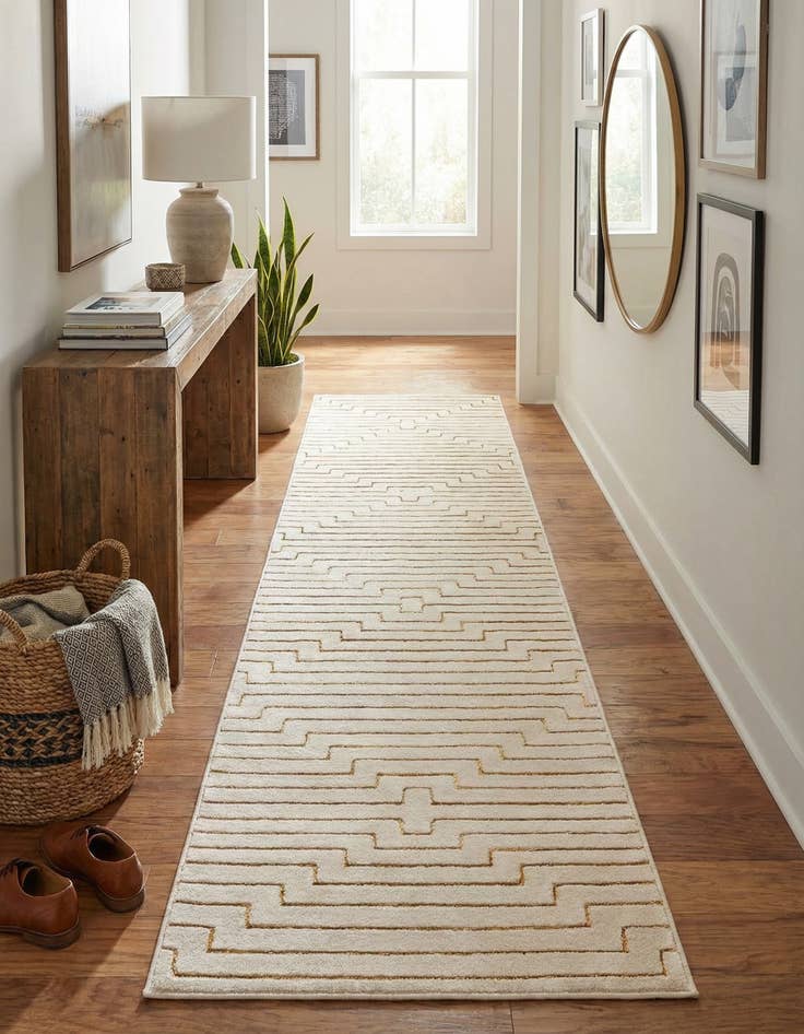 Detail image of 2' 7 x 12' Vogue Geo Runner Rug