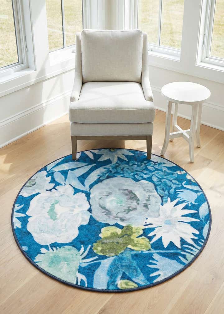 3' 3 x 3' 3 Easy-Clean Jill Zarin Caribbean Indoor / Outdoor Round Rug