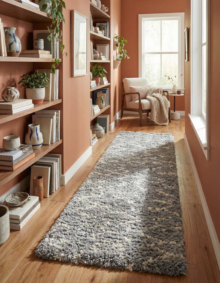 Detail image of 2' 7 x 10' Infinity Shag Runner Rug