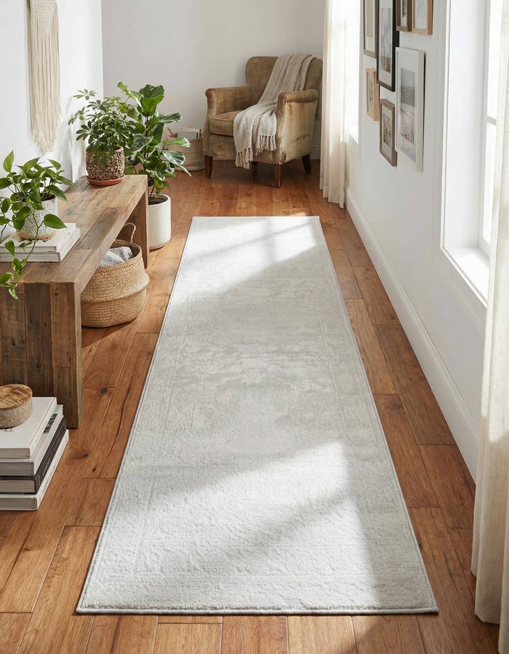 Detail image of 2' x 8' Finsbury Runner Rug