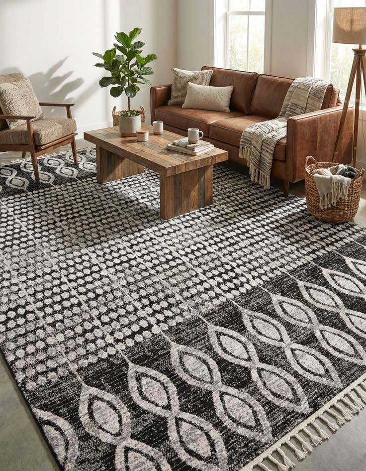 Detail image of 9' x 12' Cherokee Rug