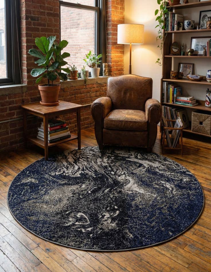 Detail image of 5' 3 x 5' 3  Washable Haerfest Round Rug