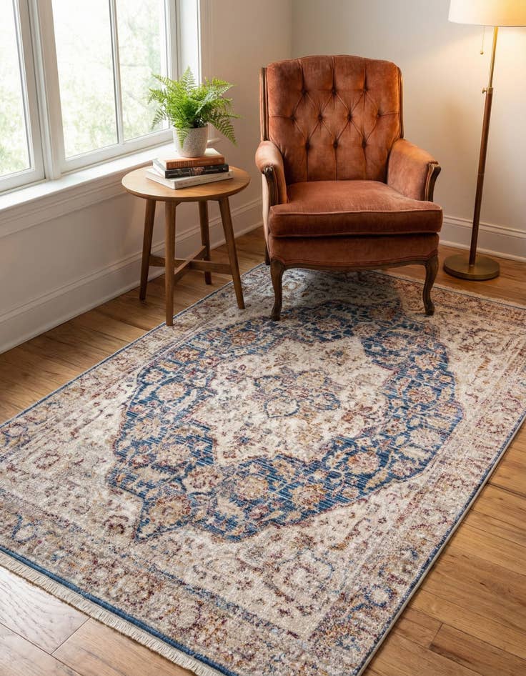 Detail image of 3' 3 x 5' Deepa Rug