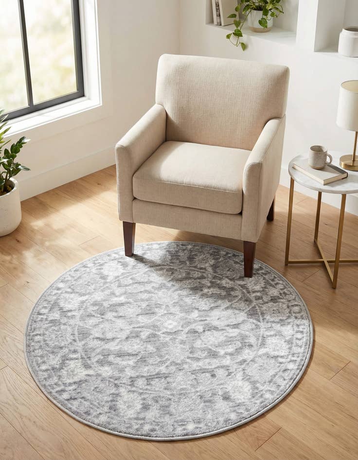 Detail image of 3' 3 x 3' 3 Boston Round Rug