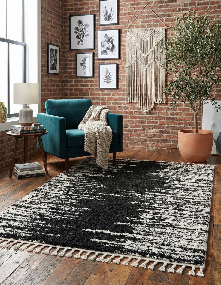 Detail image of 5' 3 x 8' Serenity Shag Rug