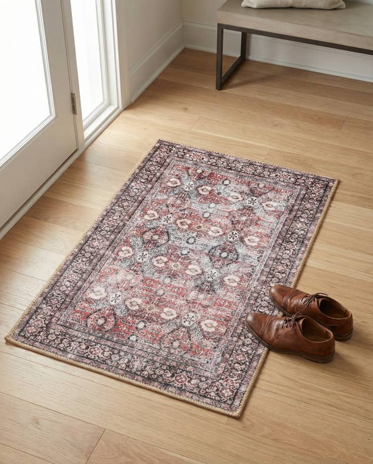 Detail image of 2' x 3' 1 Washable Timeless Rug