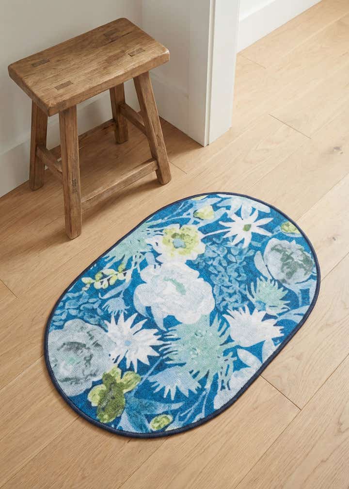 2' x 3' 1 Easy-Clean Jill Zarin Caribbean Indoor / Outdoor Oval Rug