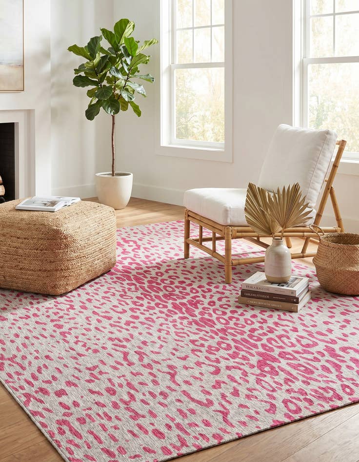 Detail image of 10' x 14' Easy-Clean Safari Indoor / Outdoor Rug
