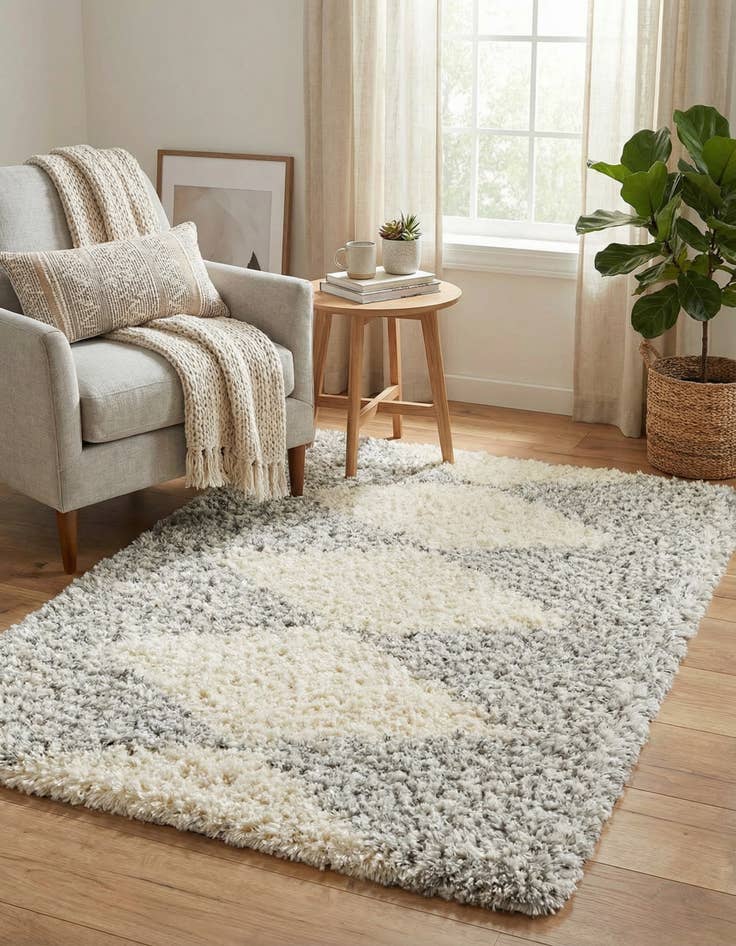 Detail image of 4' x 6' Infinity Shag Rug