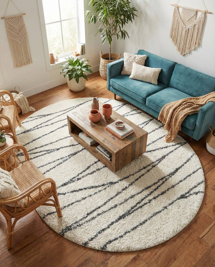 Detail image of 7' 10 x 10' Serenity Shag Oval Rug