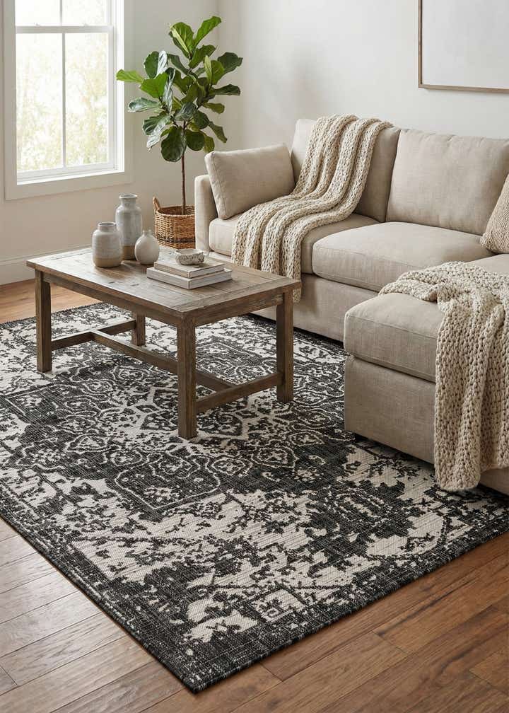 5' 3 x 8' Easy-Clean Jill Zarin Dubai Indoor / Outdoor Rug