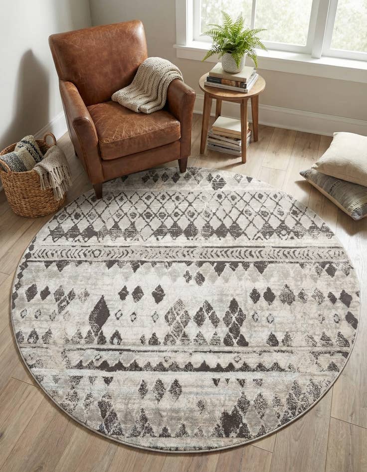 Detail image of 6' x 6' Leipzig Round Rug